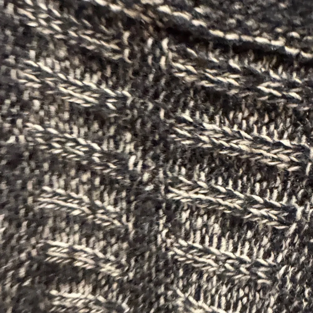 BNWT Deca Gray and Black Women's Cardigan w/Zipper - Picture 9 of 12